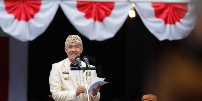 Survei Capres SMRC: Ganjar Teratas, Anies Kalah dari Jokowi  